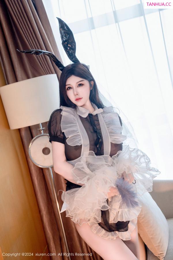   [XiuRen]高清写真图 2024.08.14 No.9010 陈芊儿 丝袜美臀第76张图片